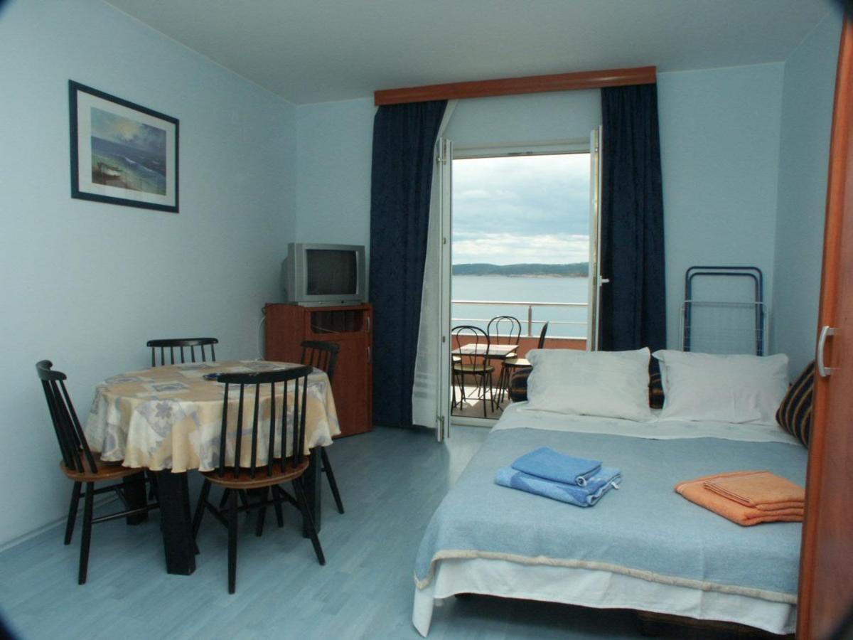 Apartments By The Sea Crikvenica - 2354 Exterior photo