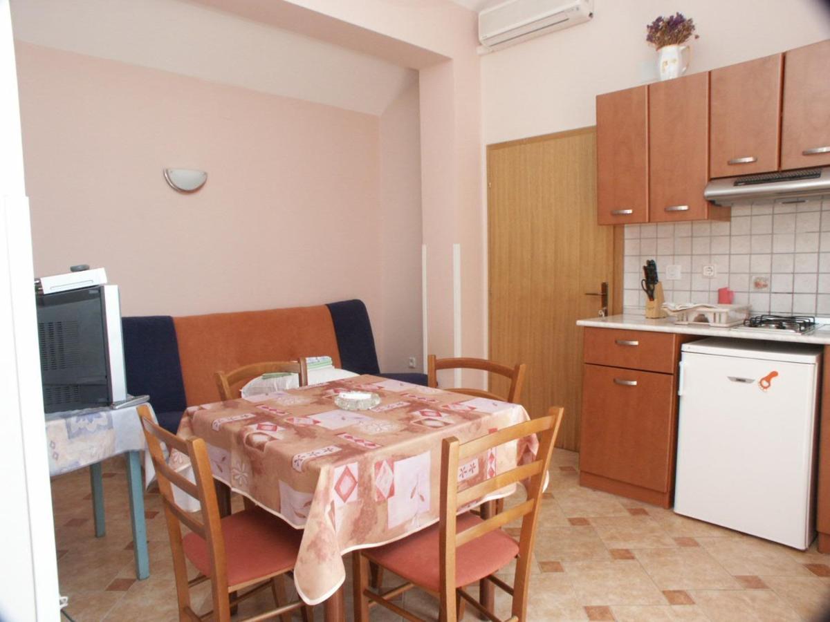 Apartments By The Sea Crikvenica - 2354 Exterior photo